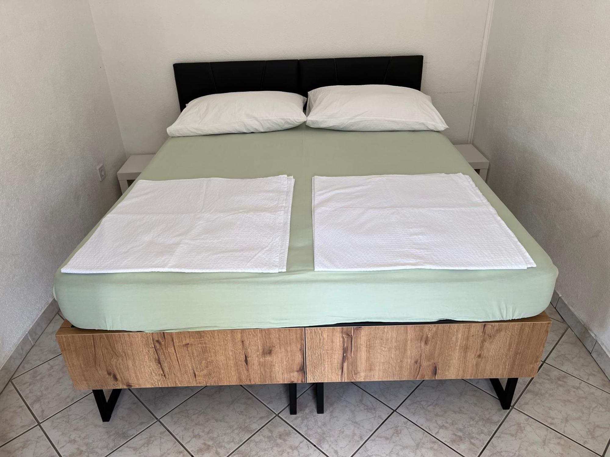Apartmani Mlinar-One Bedroom Seaview Grebaštica Εξωτερικό φωτογραφία